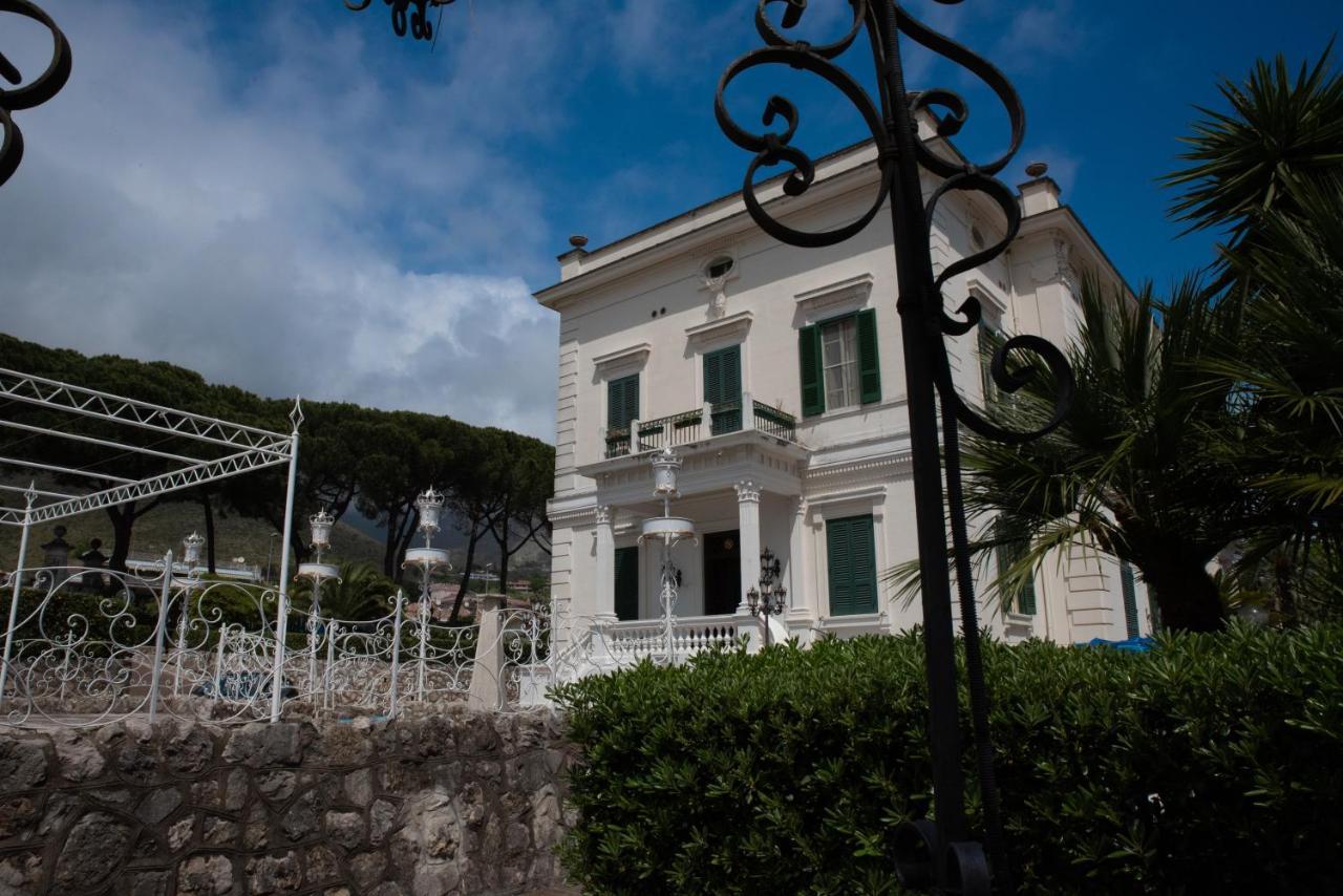 Villa Maria Teresa Vendicio 外观 照片